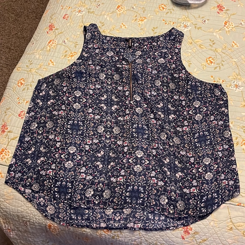 Maurices size 2 dressy tank top.